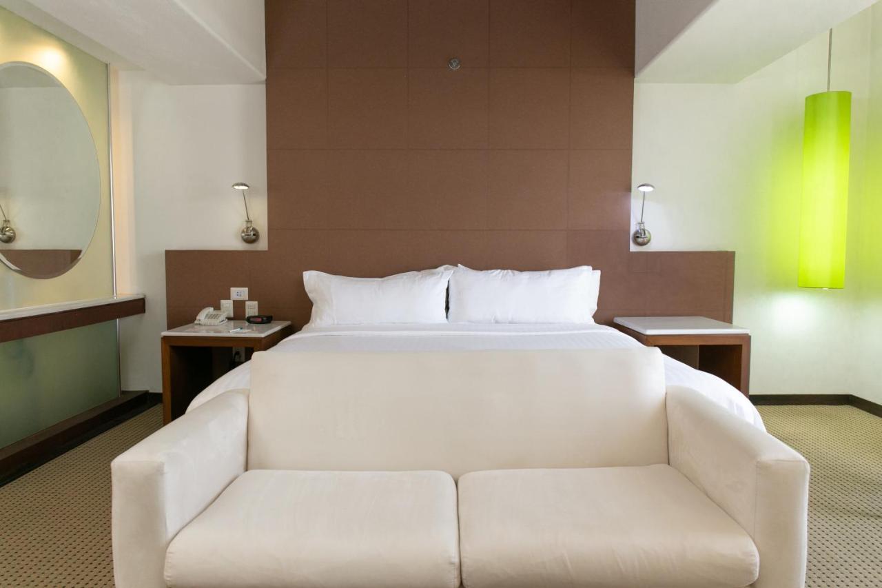 Hotel & Suites Bel Air Business Salamanca Ngoại thất bức ảnh