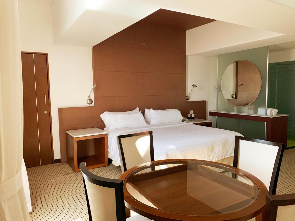 Hotel & Suites Bel Air Business Salamanca Ngoại thất bức ảnh